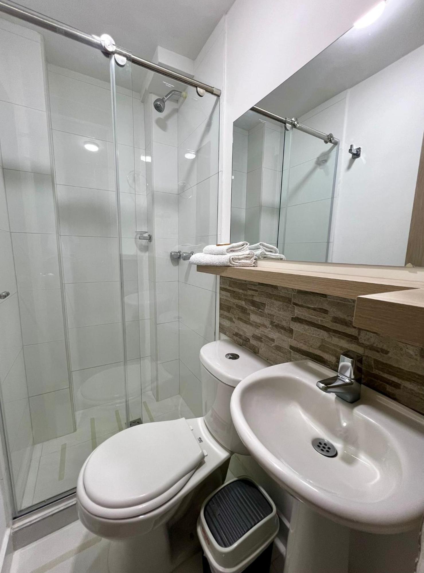 Hotel Adel Manizales Buitenkant foto